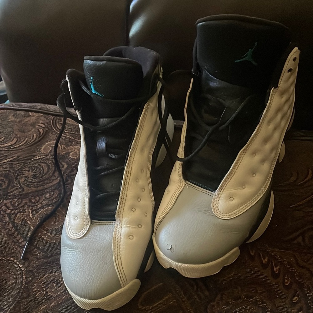 Nike Air Jordan Retro 13 Barons size 7Y